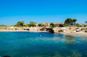 Гостиница Minies Beach Villas  Миния